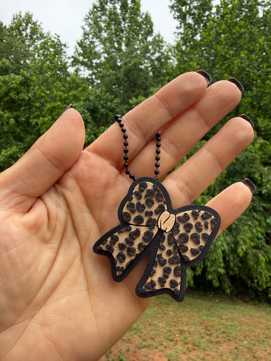 Can Tab Opener Keychain- Leopard Bow