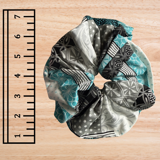 Teal Elegance - Jumbo Scrunchie